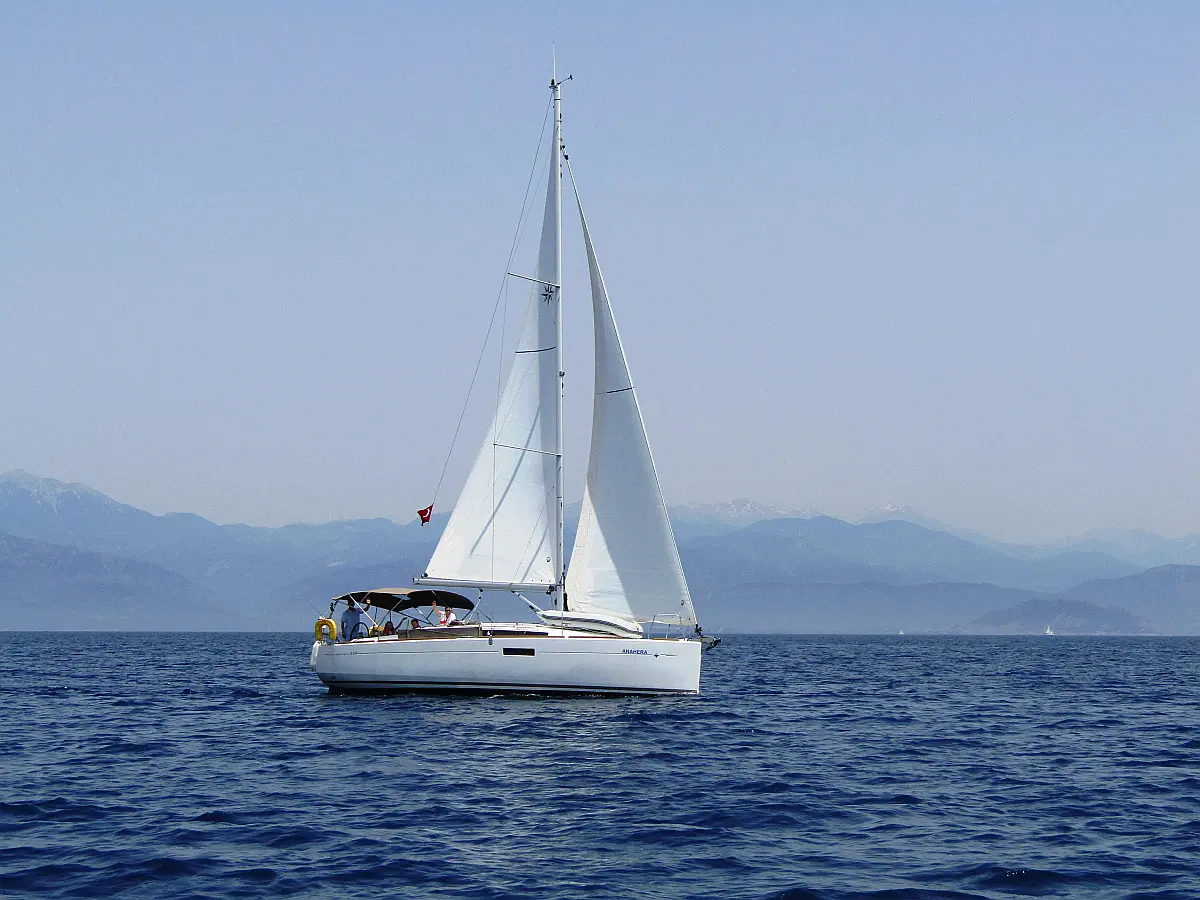 Sun Odyssey 349