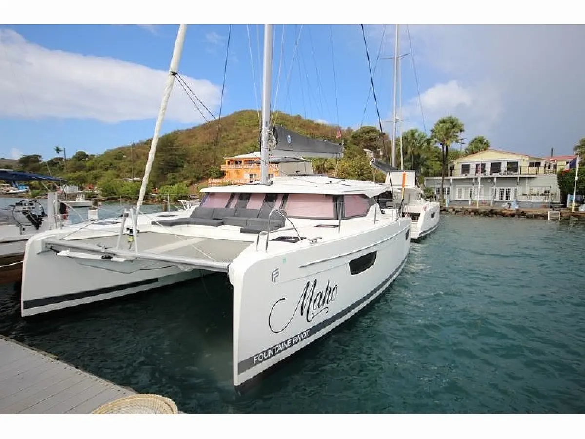 Fountaine Pajot Astrea 42