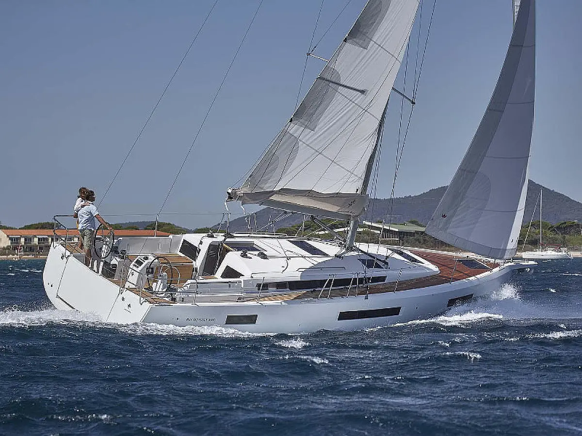 Sunsail 44 SO