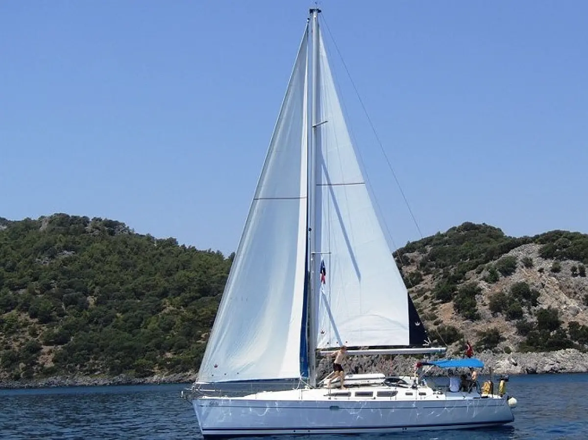 Sun Odyssey 43