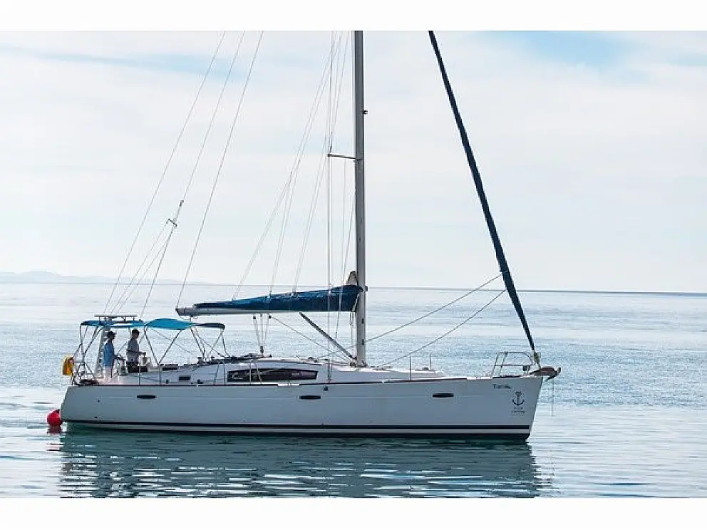 Oceanis 43