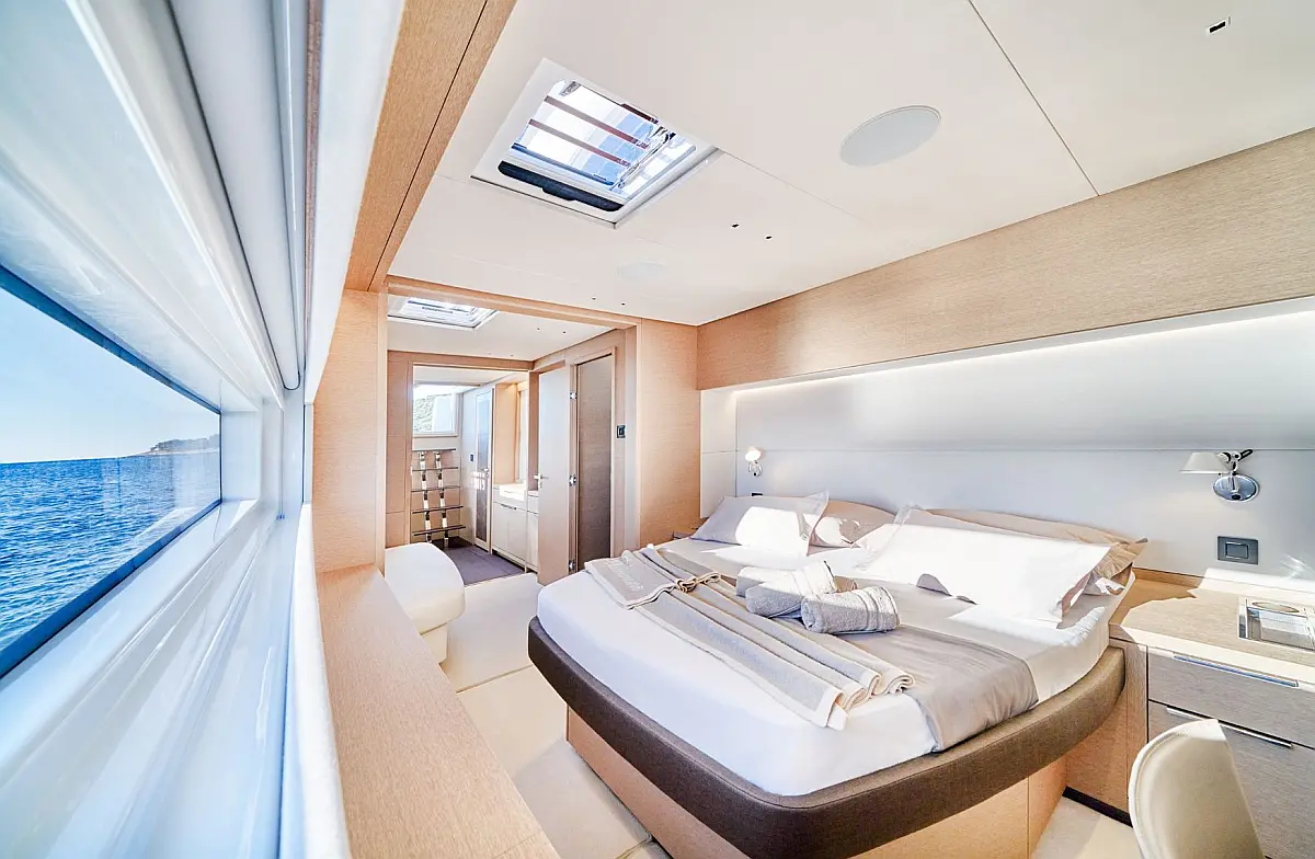 Lagoon Sixty 5 (2021) - 