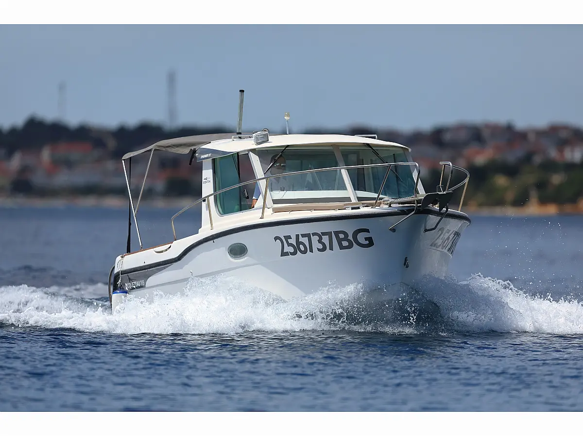 Ocqueteau Timonier 715 Custom Refit