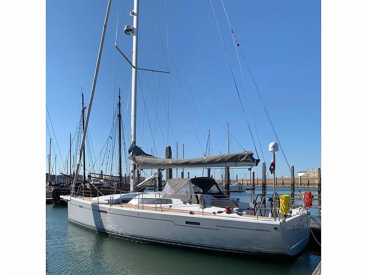 Dehler 42