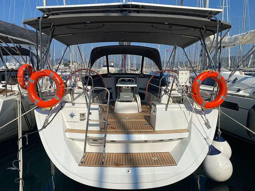 Sun Odyssey 44i