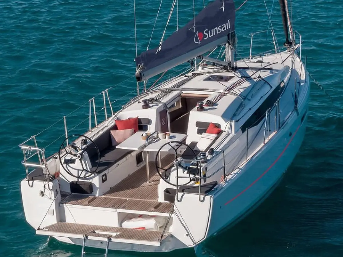 Sunsail 38.0