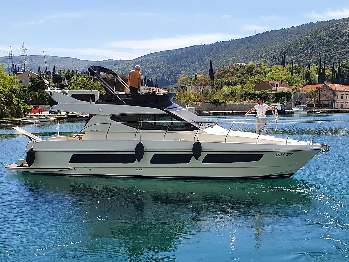 Ferretti 43 Fly