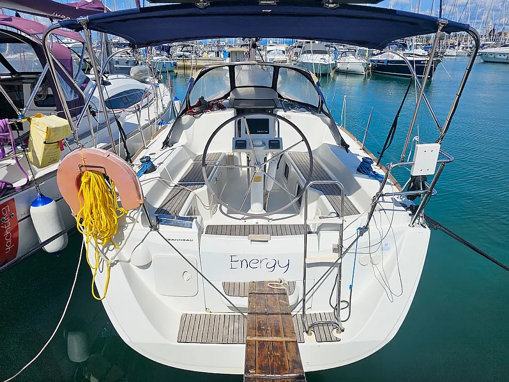 Sun Odyssey 33i