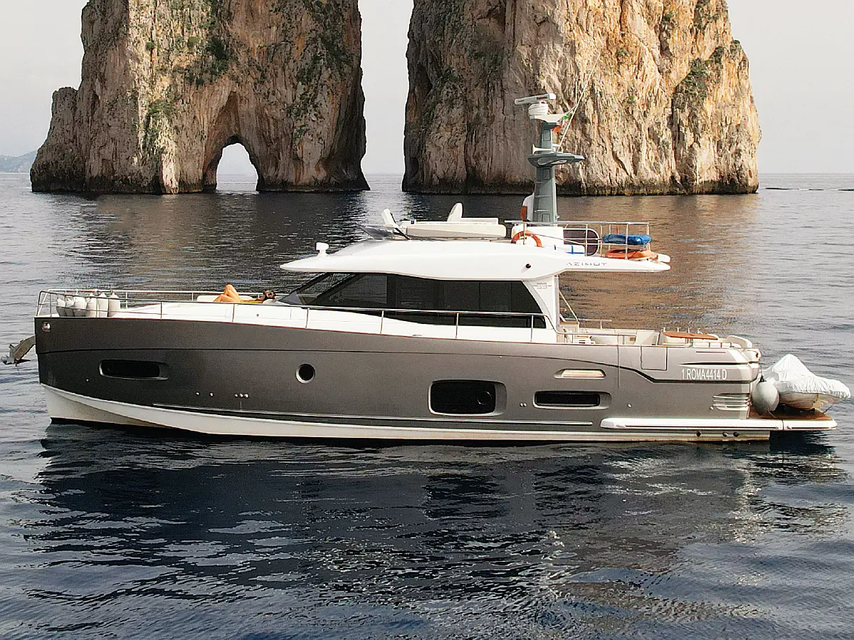 Azimut Magellano 53