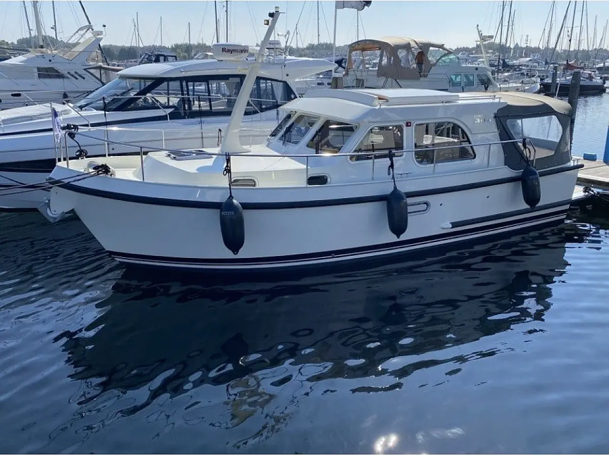 Linssen Grand Sturdy 30.9 Sedan