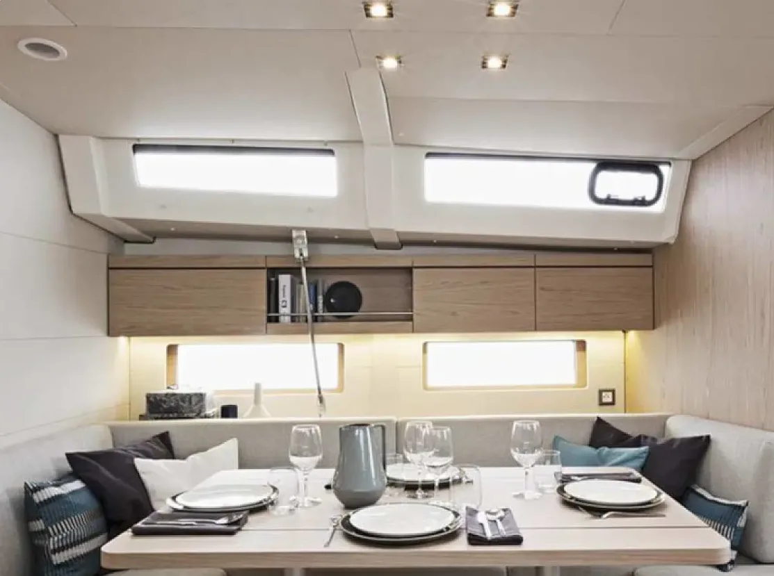 Oceanis 461/3/3 Premium