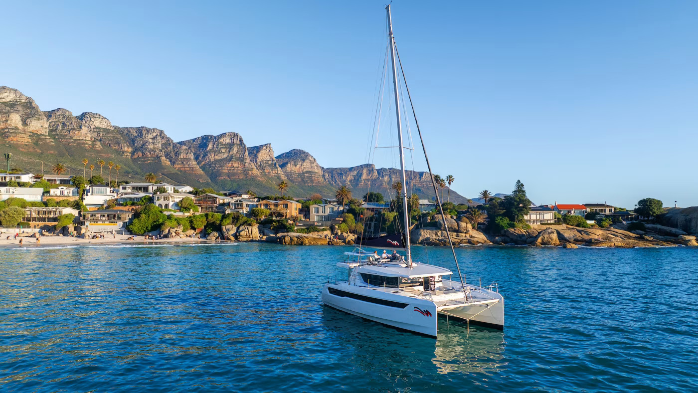 Moorings 5200 Crewed