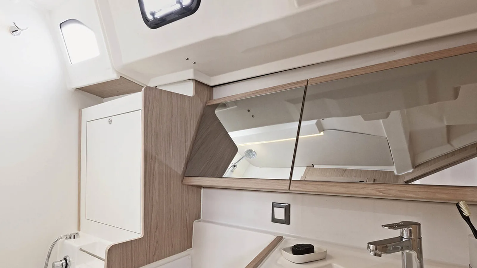 Oceanis 461/3/3 Premium