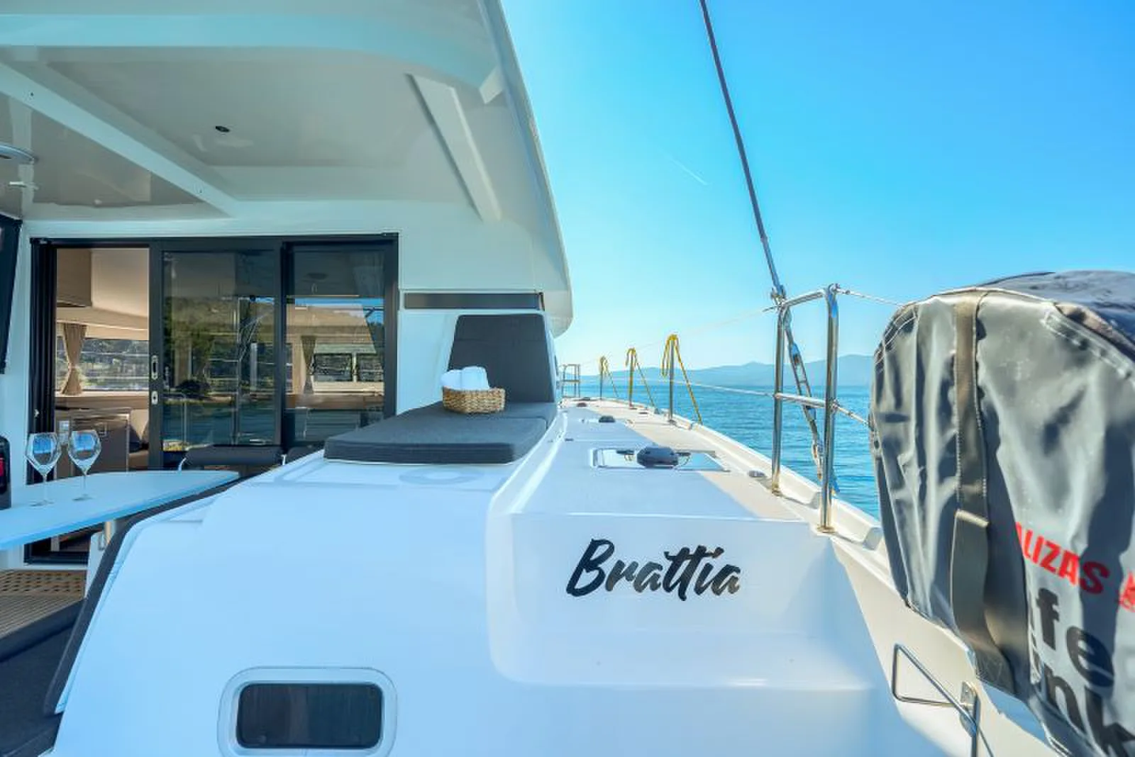 BRATTIA