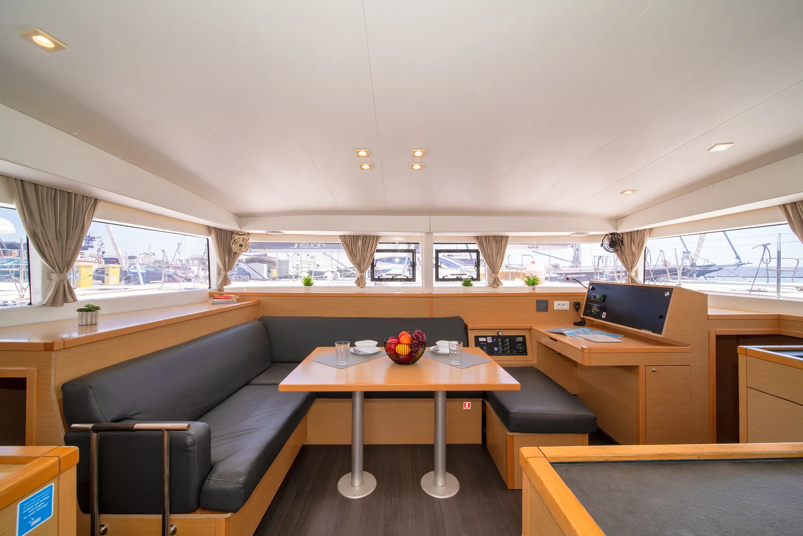 Callisto L400