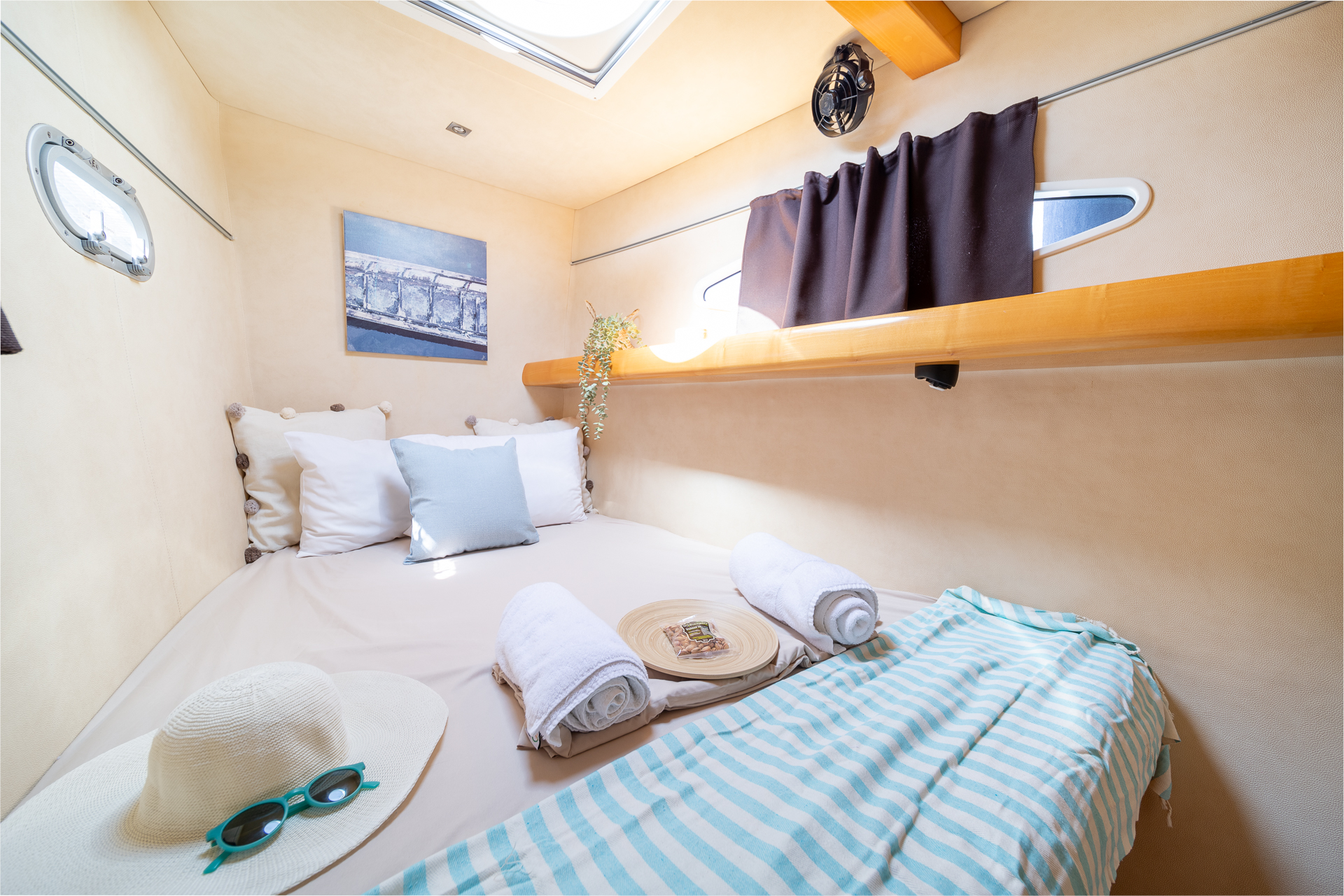 Zorba CAT Cabin 2