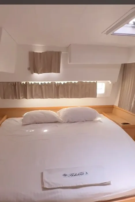 ALBERTINA  2025 refit - A/C  , Generator , Solar , Electric winch, remote control gangway