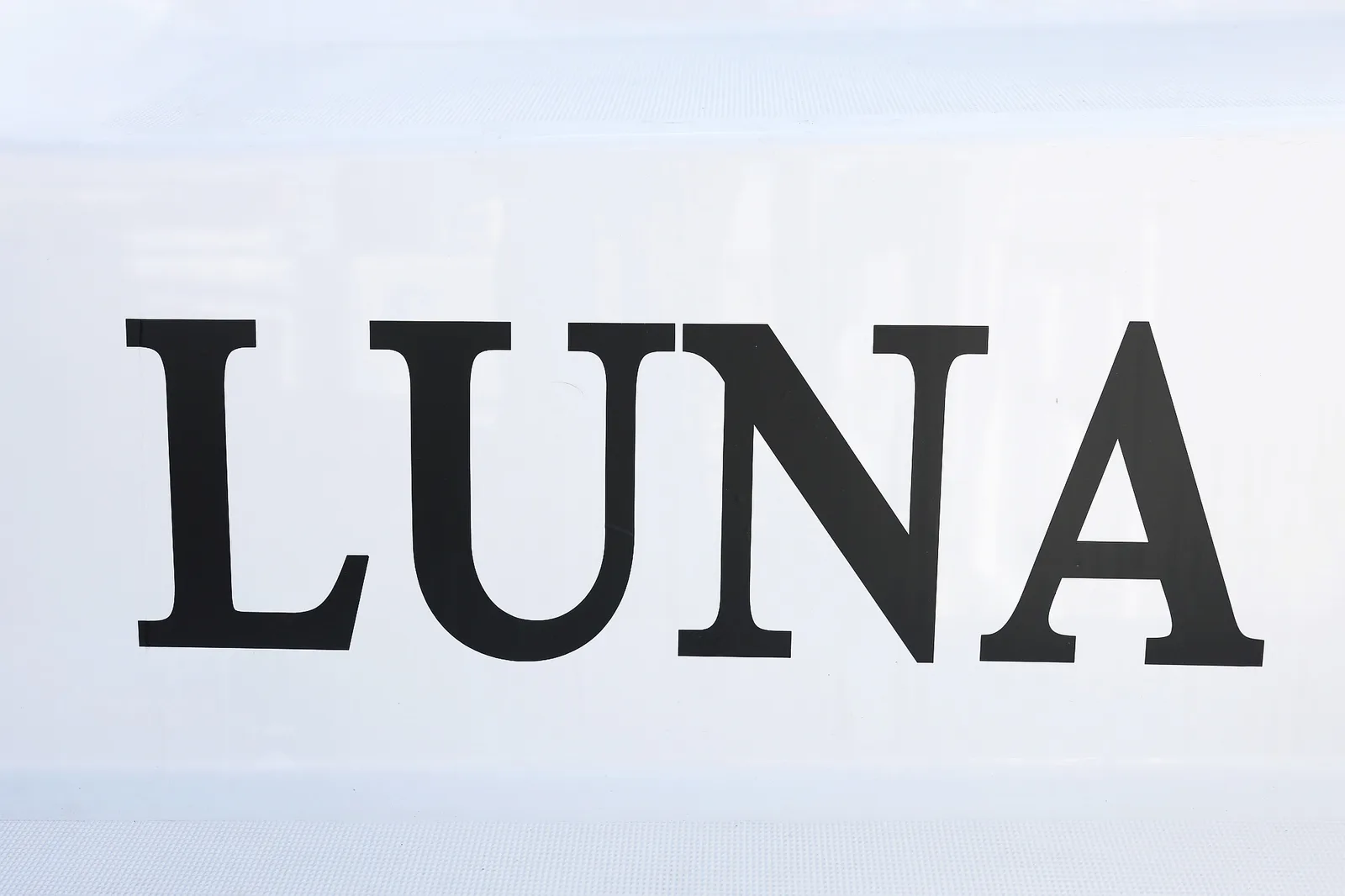LUNA 