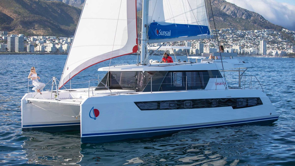 Sunsail 424/4/4 Premium Plus