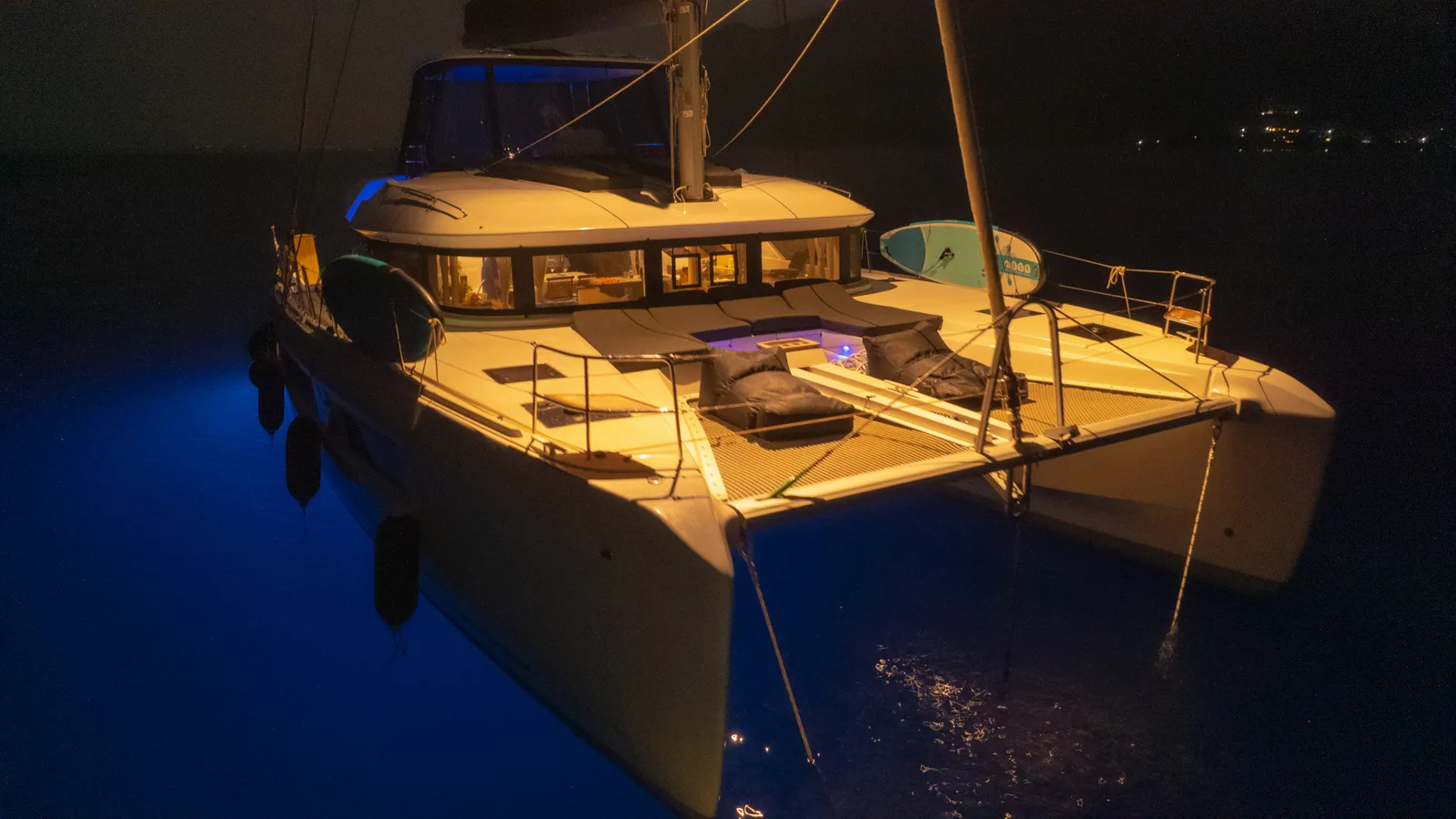 AEGEUS (A/C, Gen, W.Maker, Teak cockpit, underwater lights)