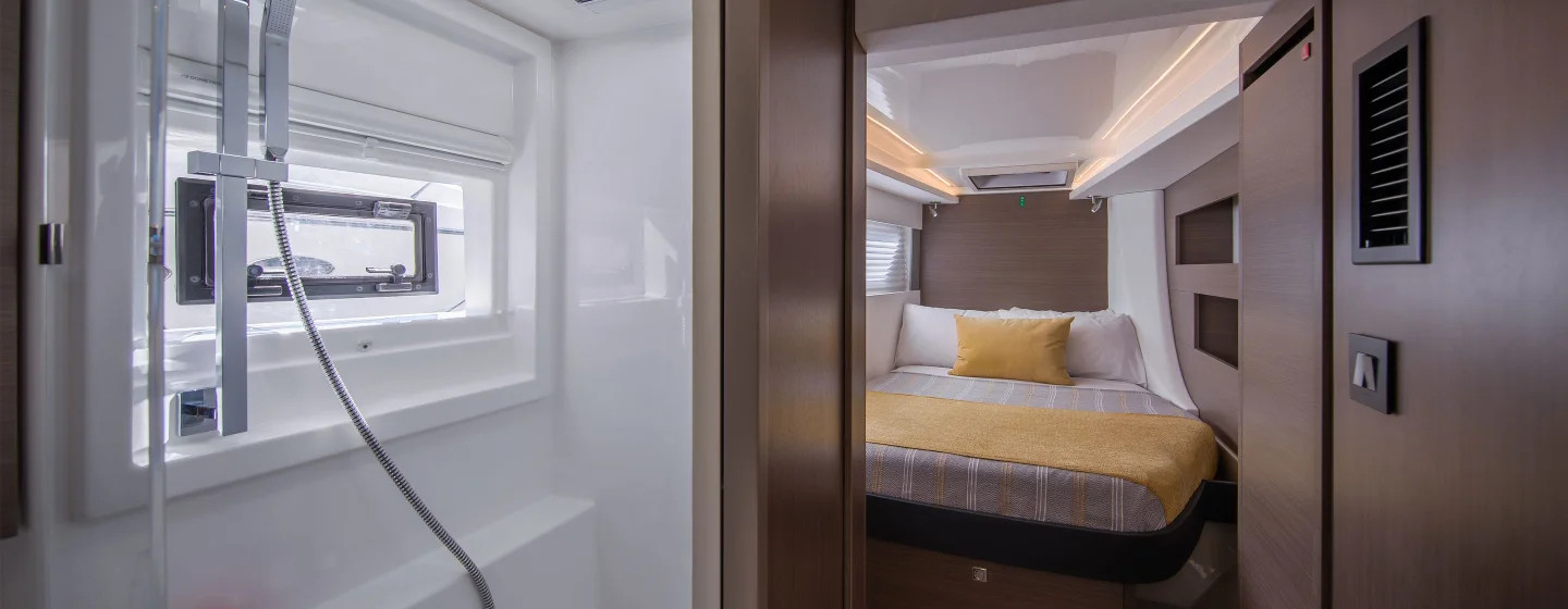 Moorings 4200/3 Exclusive Plus