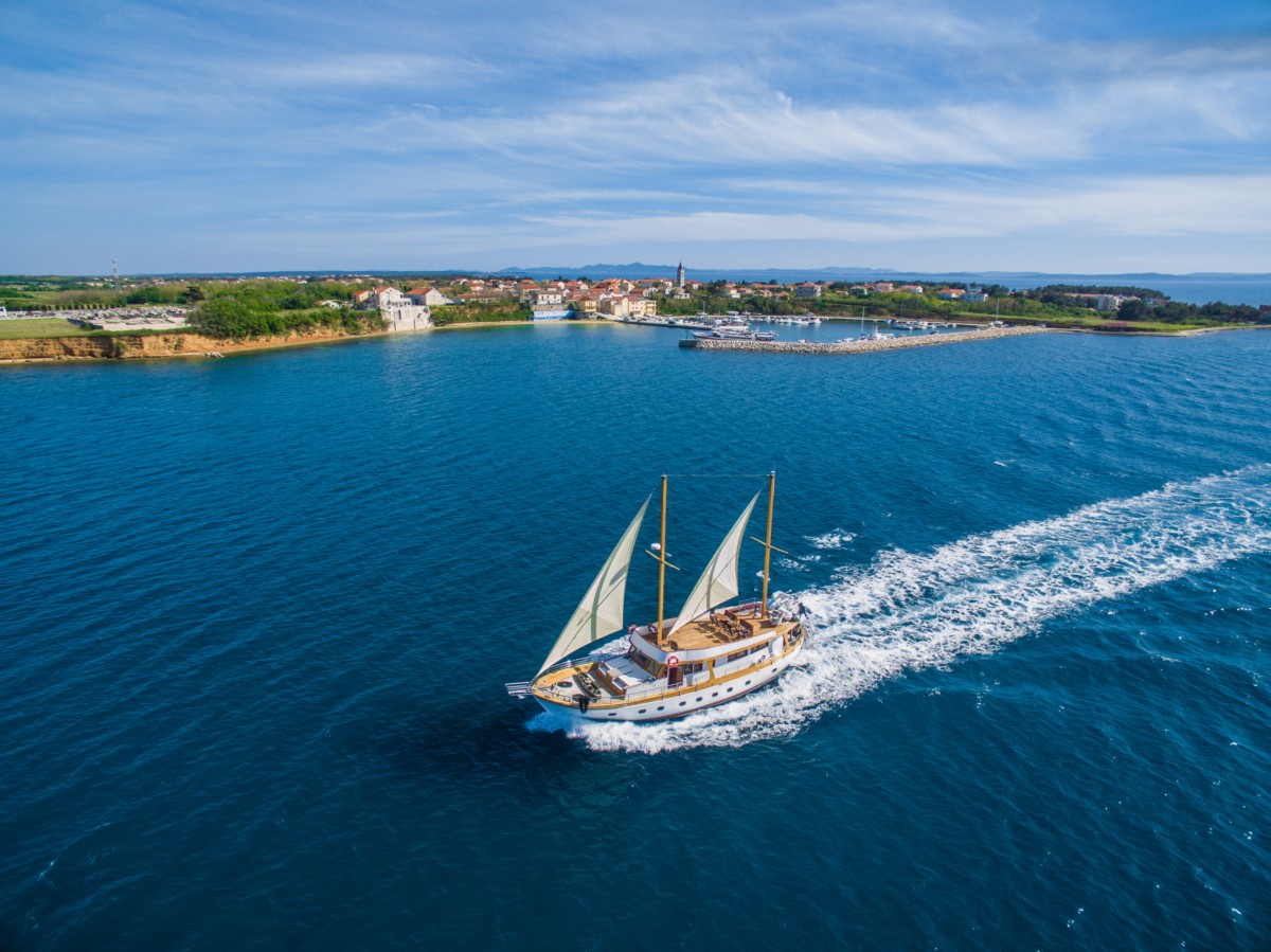 ADRIATIC BREEZE