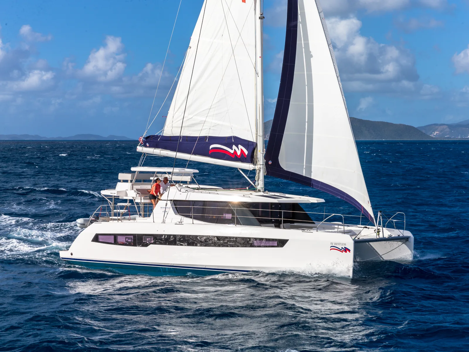 Moorings 4500L crewed Crewed