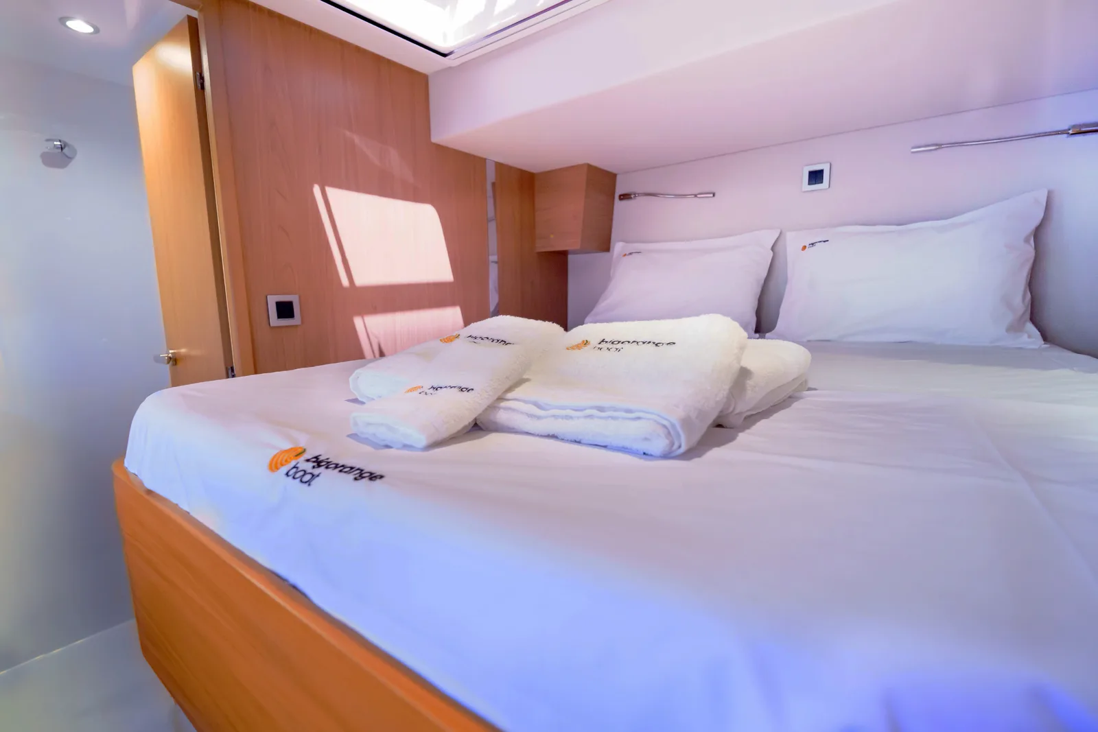 The Big Orange Boat 