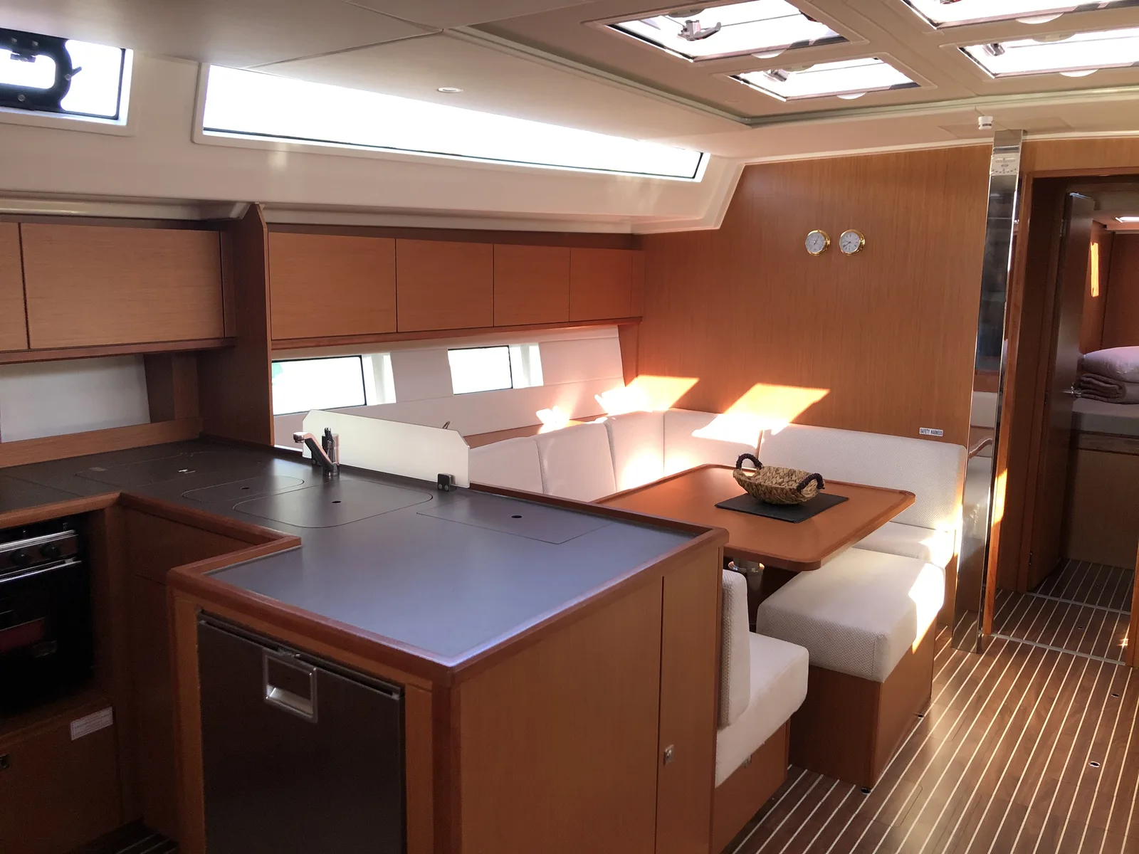 S/Y Elli