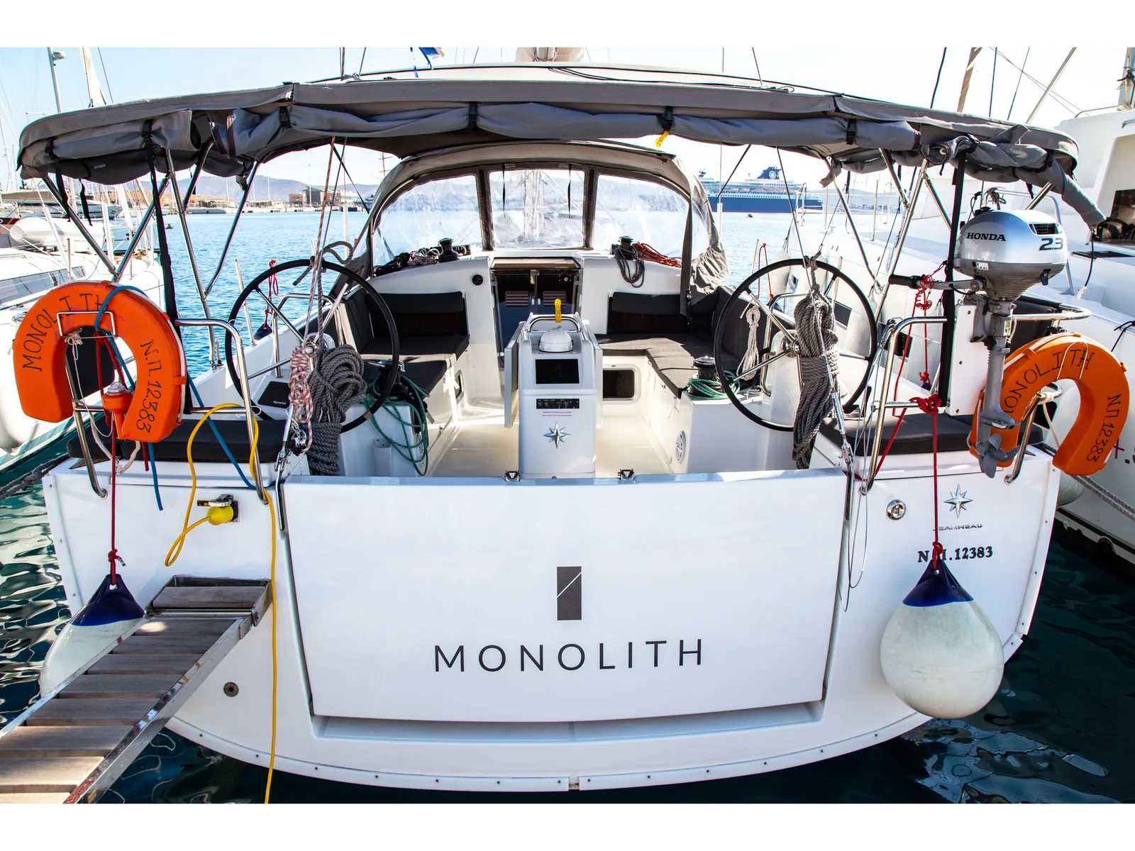 MONOLITH
