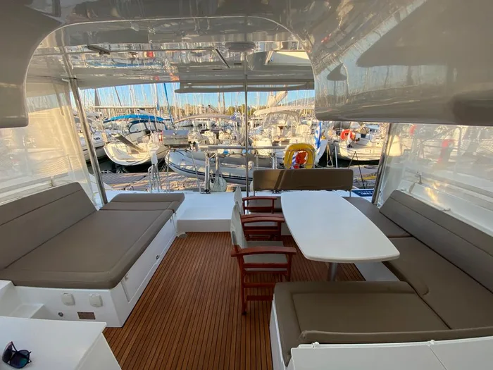 AEROPI  |⛵ VIP, Skippered Only, Watermaker, Generator, AC, BBQ