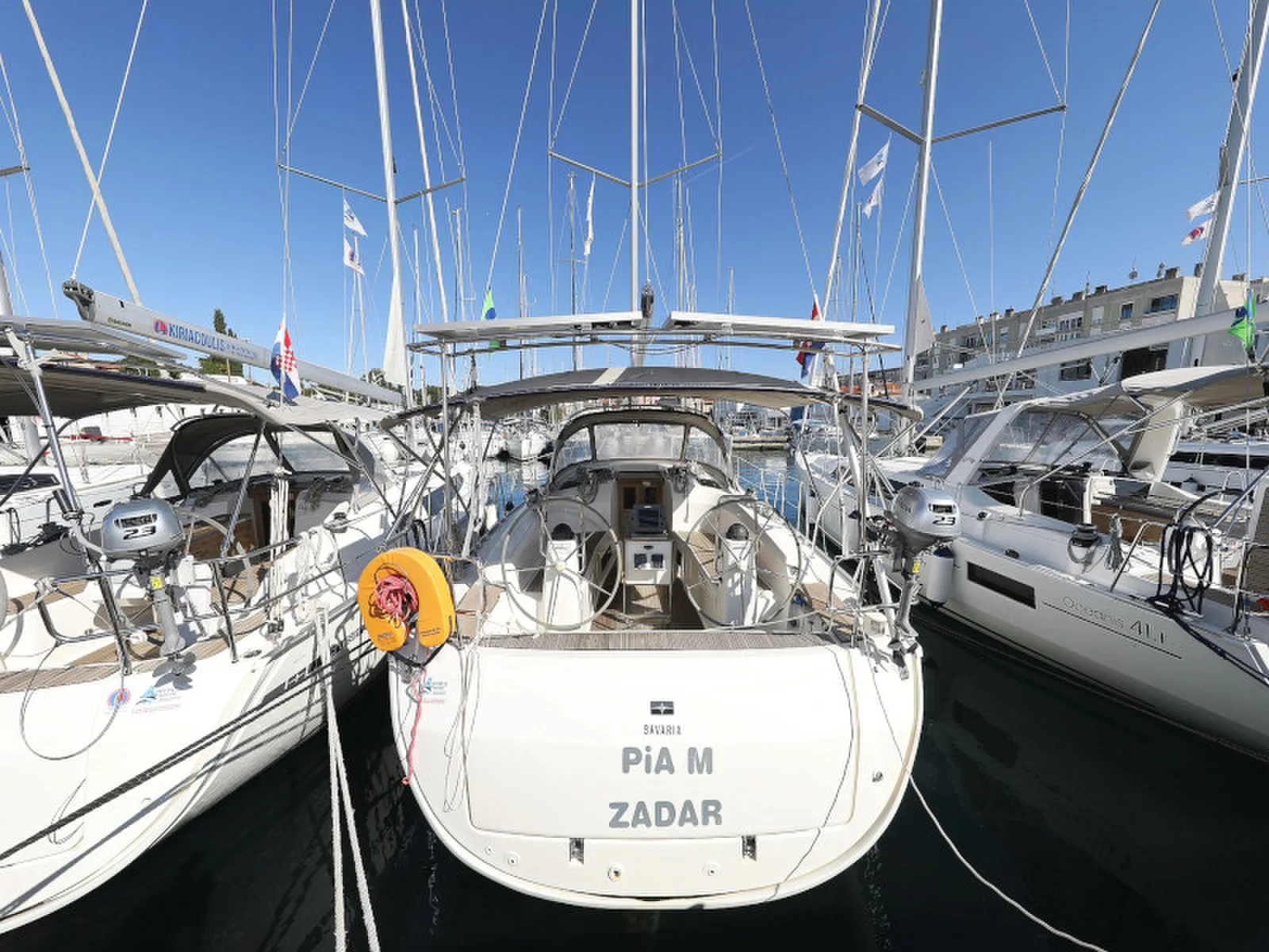 PIA M