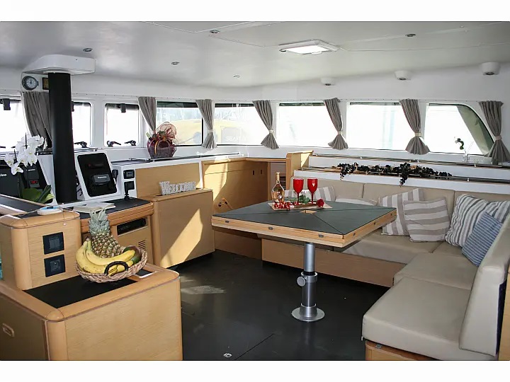 Lagoon 500