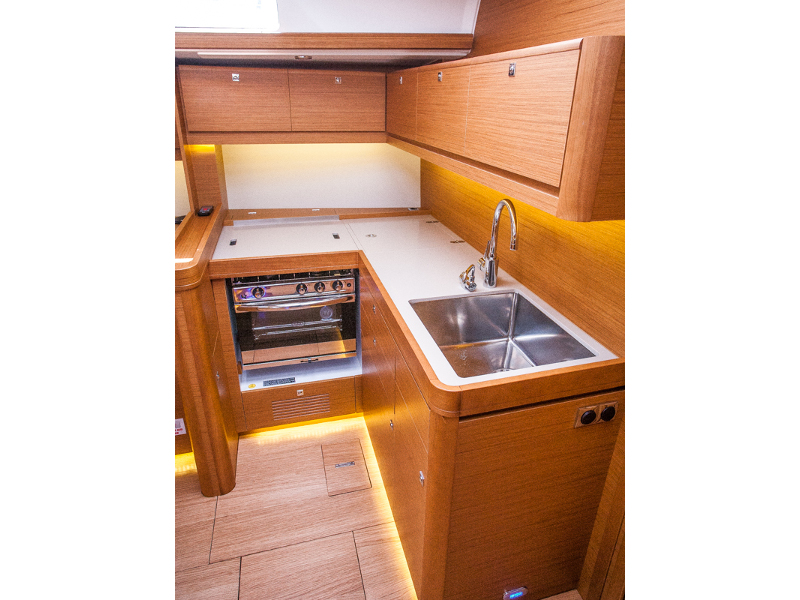 MALIN (owner version, new sails 2024., air condition, generator)