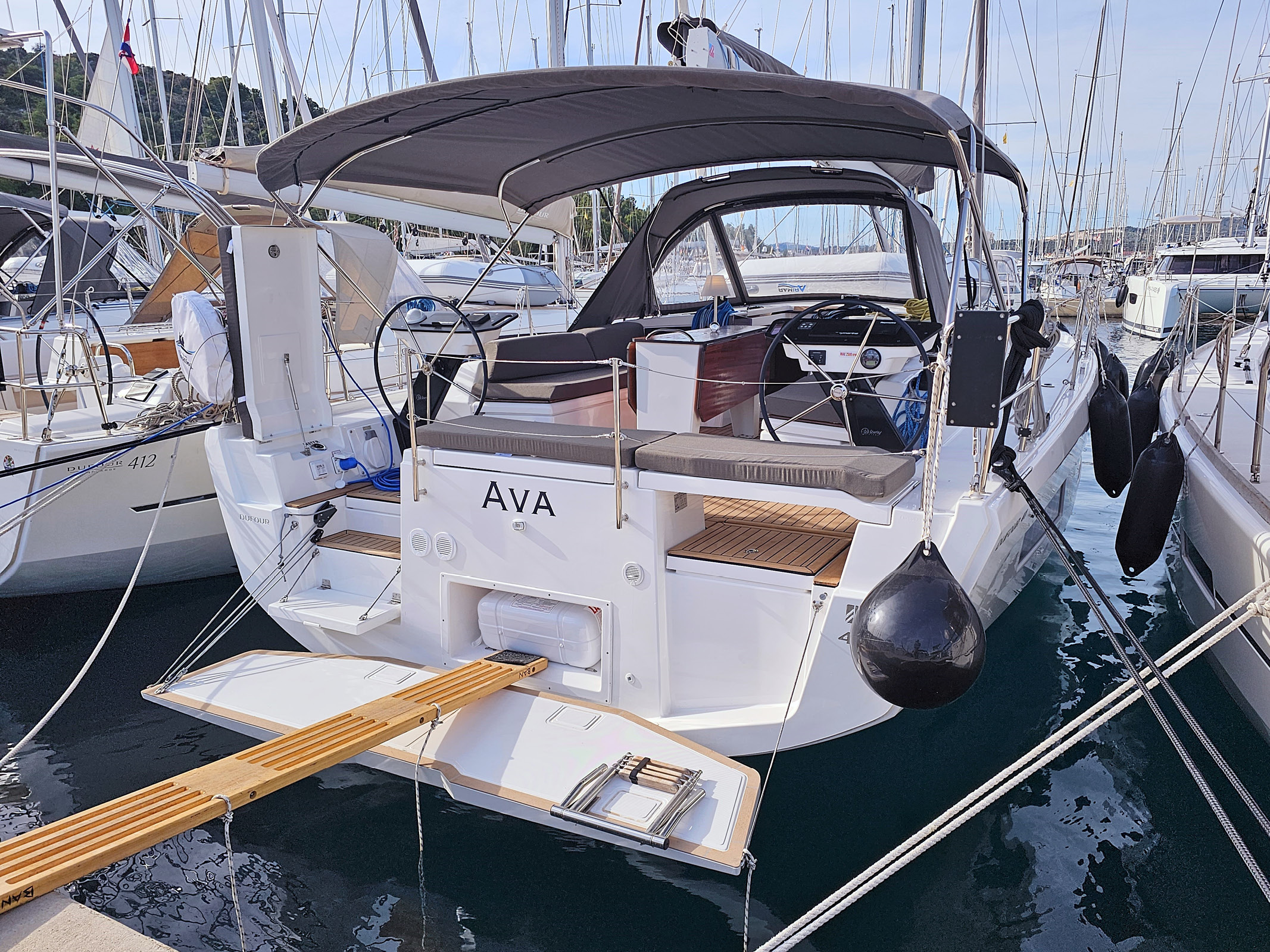 Ava (A/C & gen)
