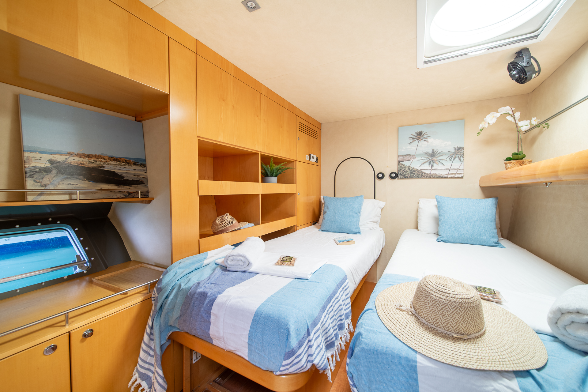 Zorba CAT Cabin 2