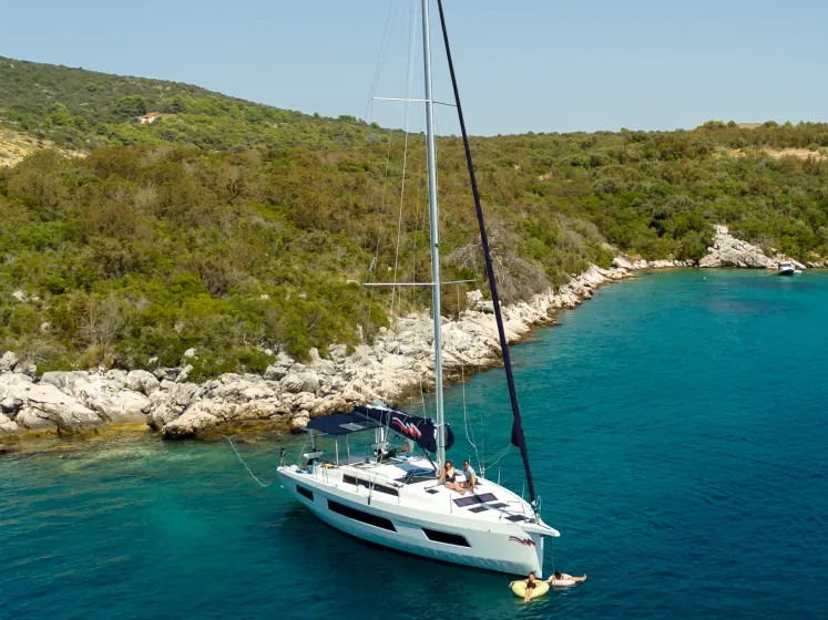 Moorings 44.3 Exclusive Plus