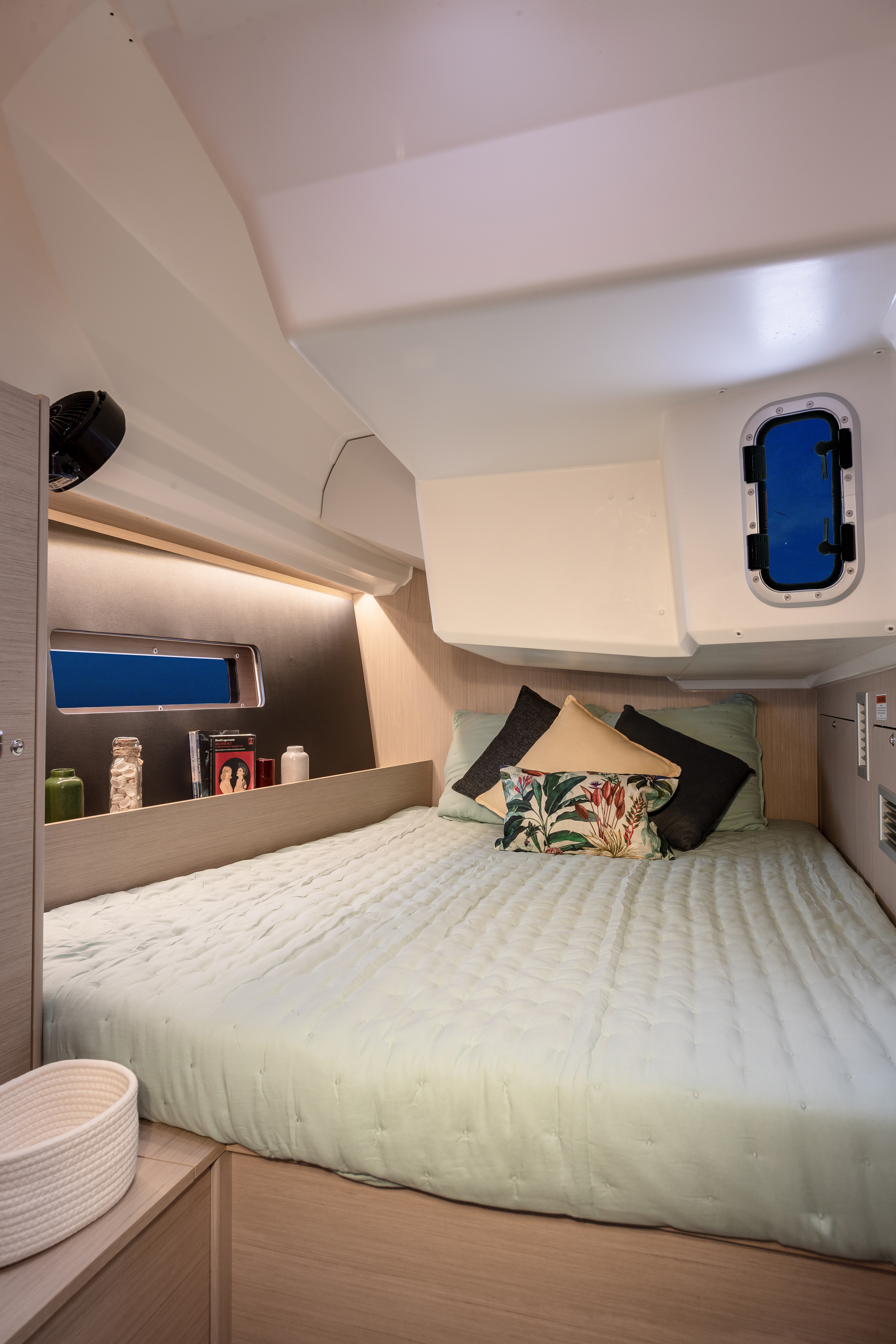 Sunsail 42 Premium