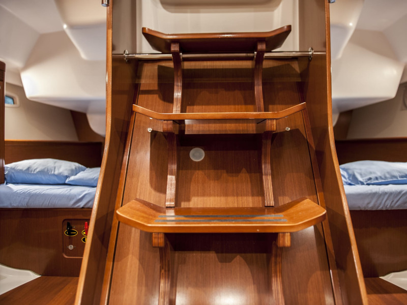 OASIS - | Bowthruster | Solar P 