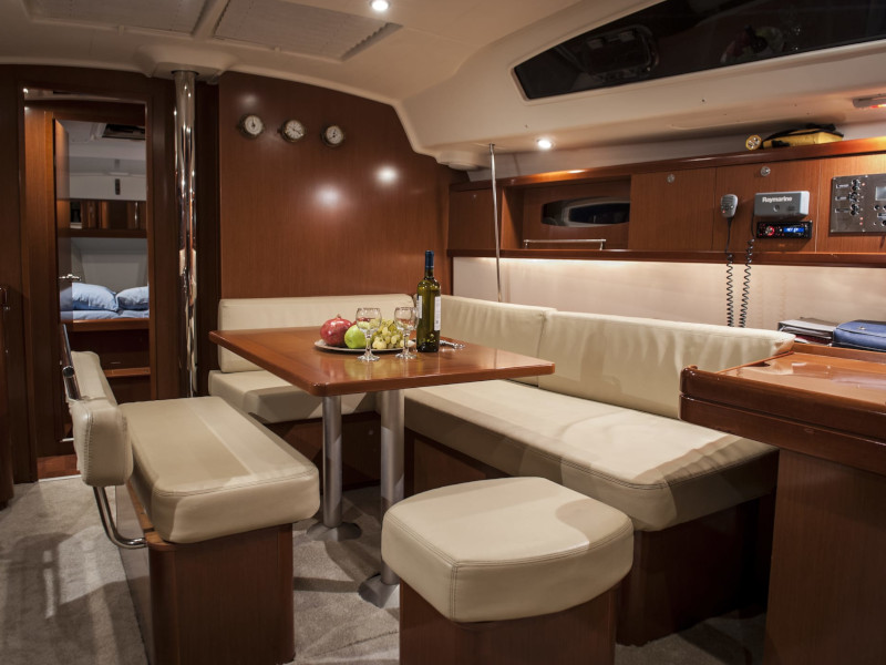 OASIS - | Bowthruster | Solar P 