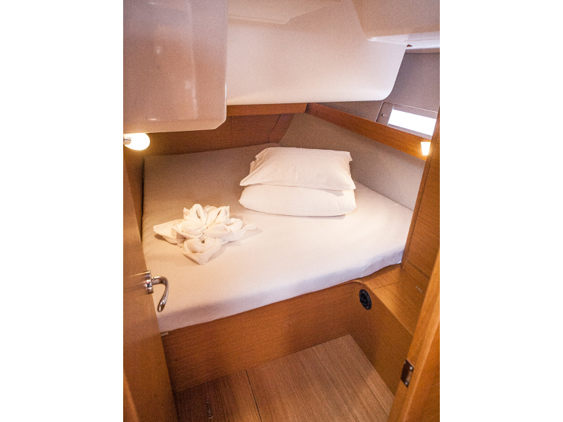 MALIN (owner version, new sails 2024., air condition, generator)