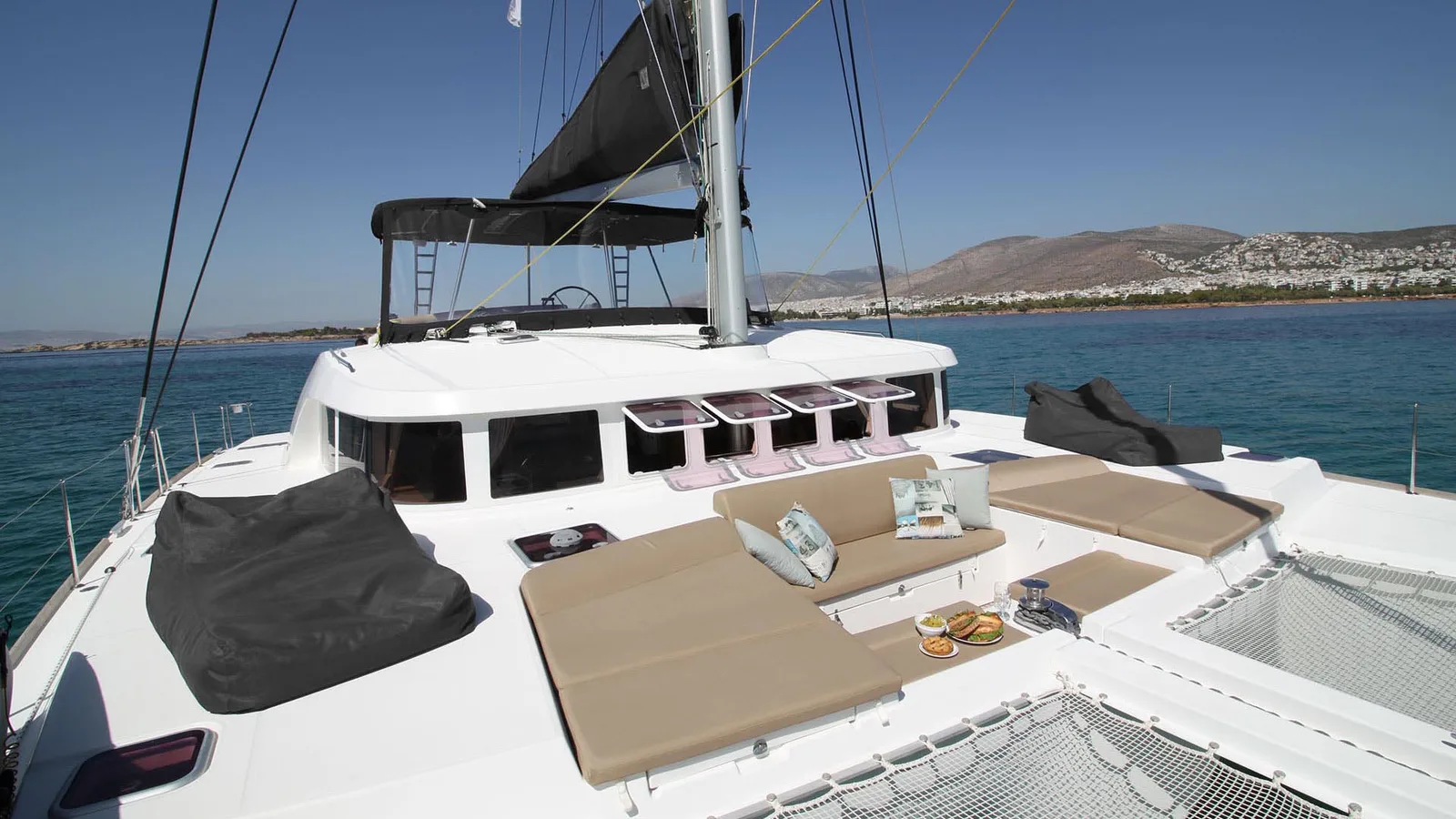 The Full House - (A/C - Generator - Refit 2021)