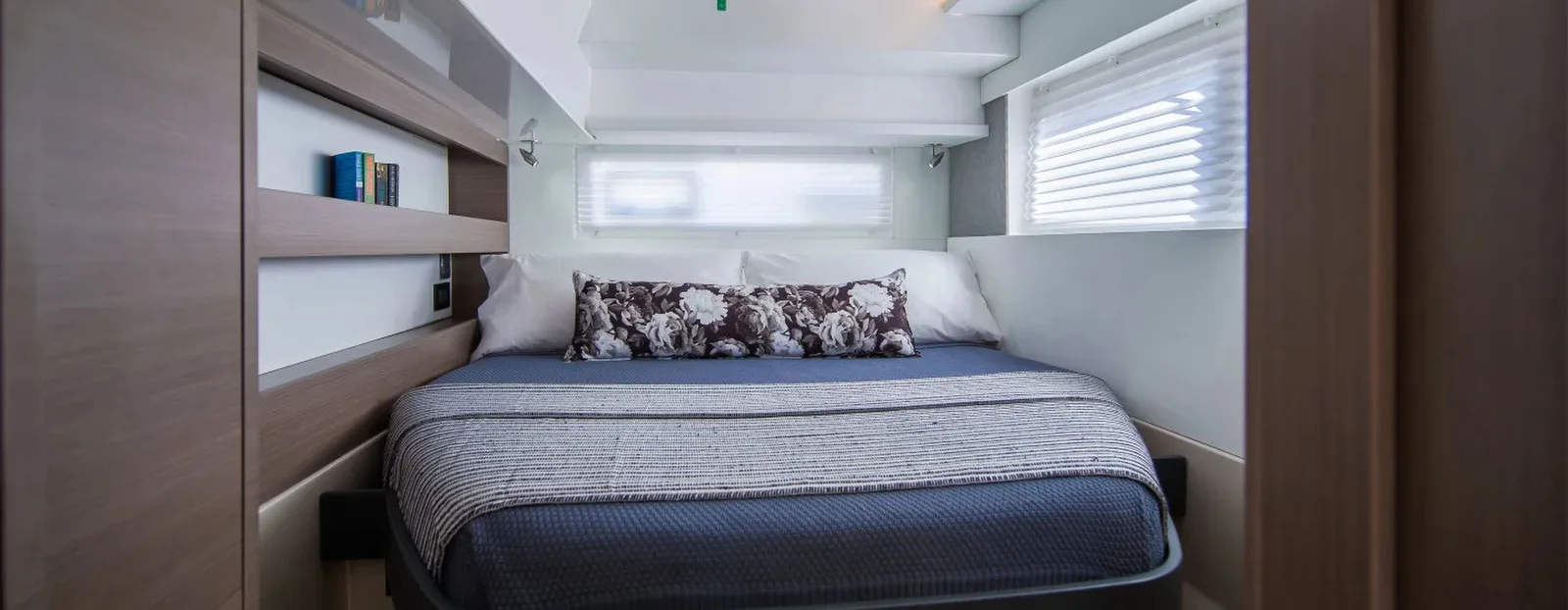 Moorings 4200/3 Exclusive Plus