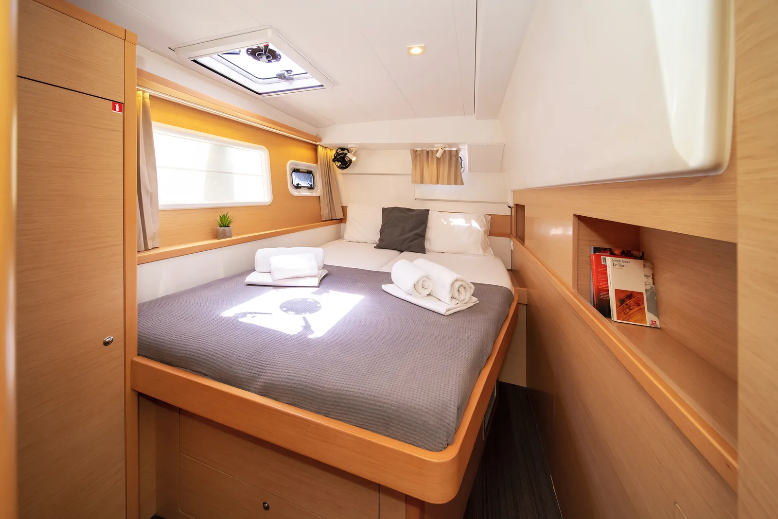Callisto L400