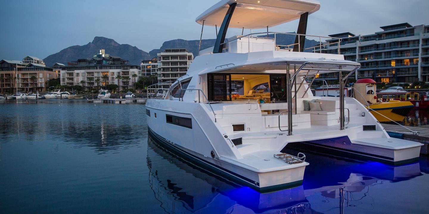 Moorings 433 PC Club
