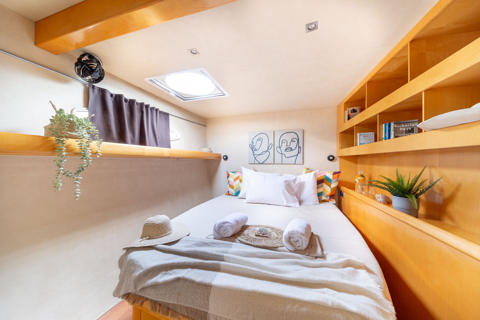 Zorba CAT Cabin 2