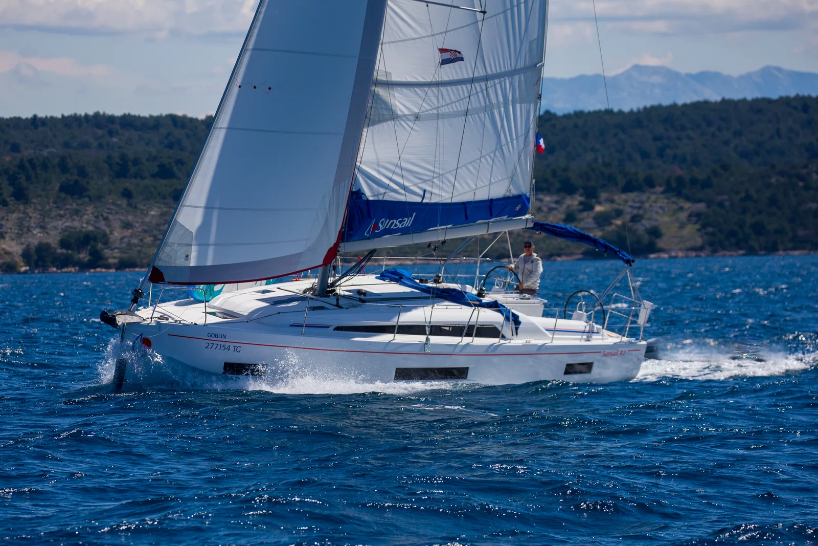 Sunsail 42 Premium