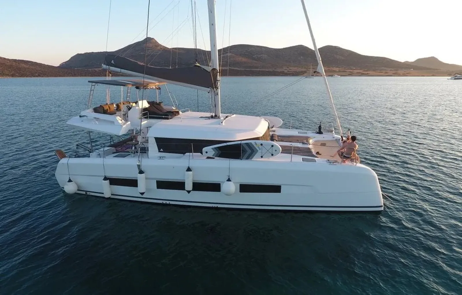 Blue Horizon - Skippered