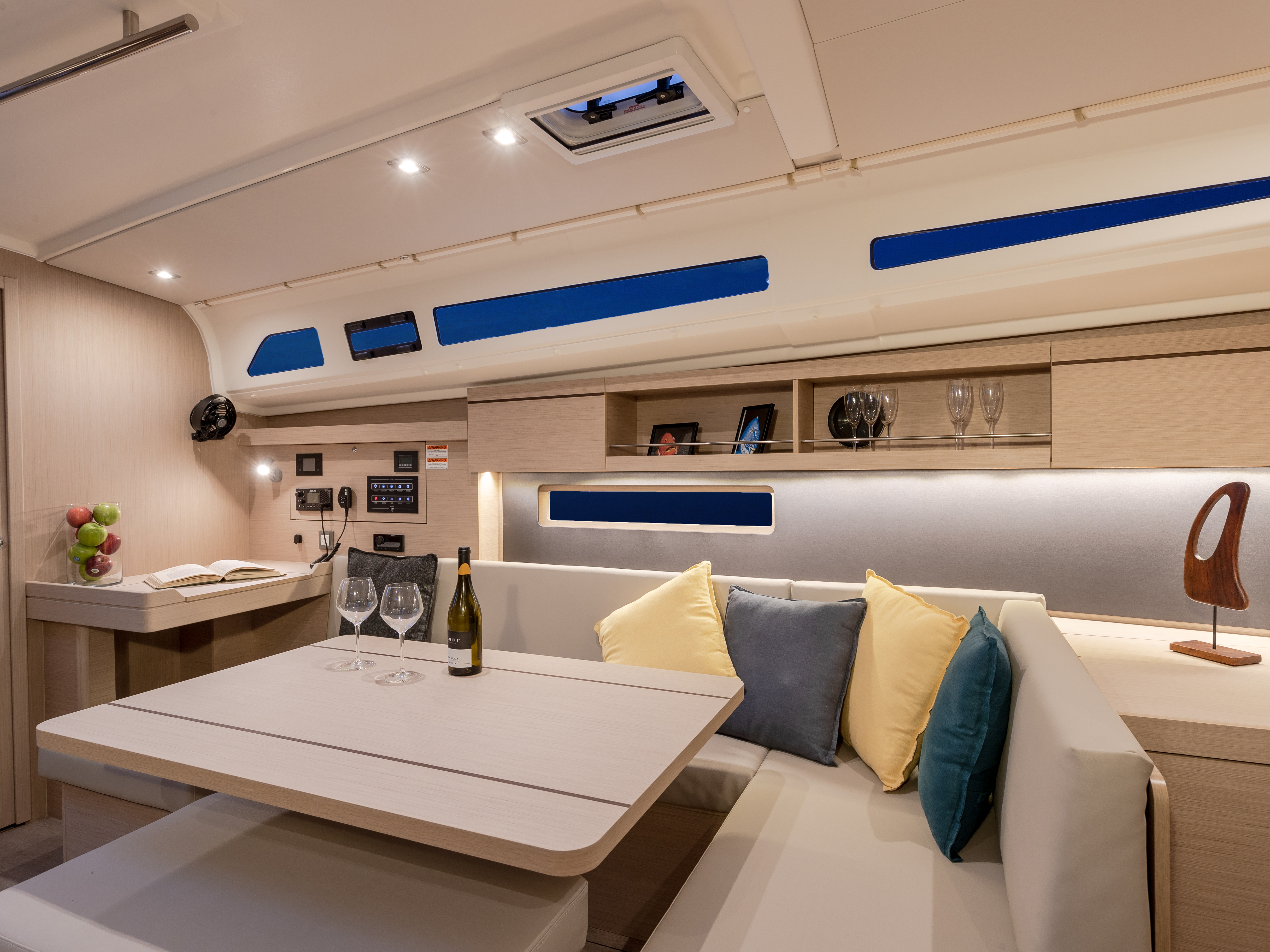 Sunsail 42 Premium