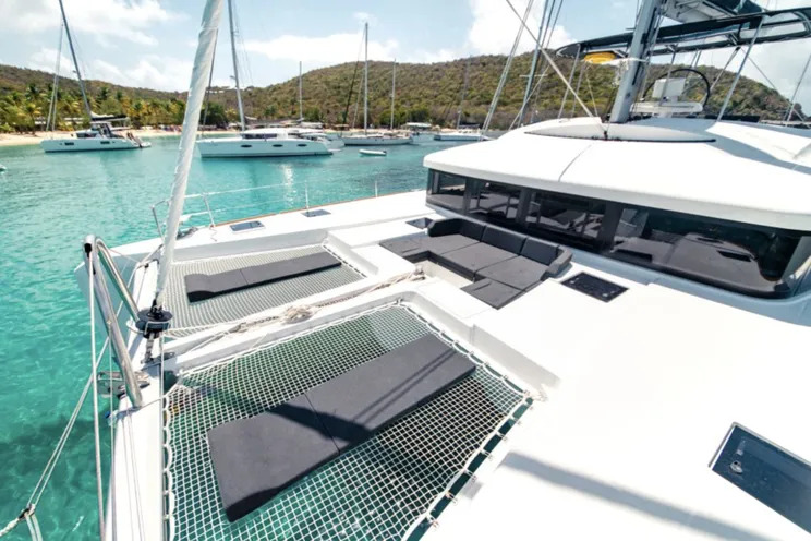 Queen of Hearts (A/C - Generator - Refit 2022)